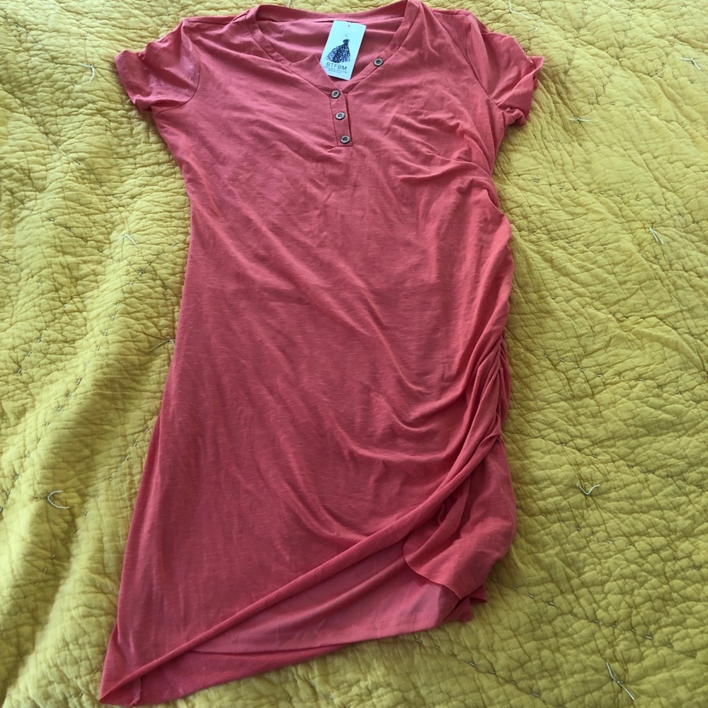 NWT V-Neck Ruched Bodycon T Shirt Mini Dress